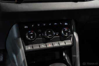 Škoda Karoq 1.5 TSI ACT EVO Selection DSG - 17