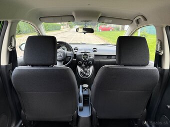 Mazda 2 1.3 benzín 152 000km - 17