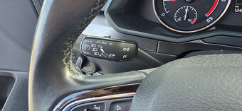 Škoda Superb kombi 2,0TDI 140kW Style DSG 3/2017-125.000km - 17