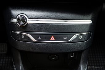 Peugeot 308 Break/SW SW 1.5 BlueHDi 130 Style EAT8 - 17