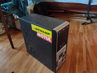 Predám skladaný Pc starší ma procese Intel i7. - 17