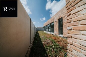 MODRANKA LUXUSNÁ NOVOSTAVBA RODINNÉHO DOMU V TICHEJ ČASTI - 17