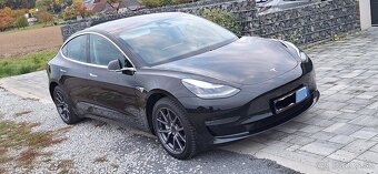 TESLA MODEL 3 2019 STR+ bateria 87.5% - 17