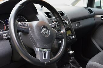 Volkswagen Touran 1.6 TDI Panorama - 17