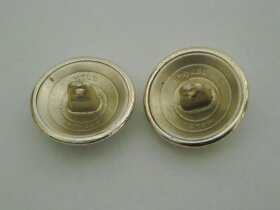 Staré nábojnice,vojenské gombíky a iné - 17