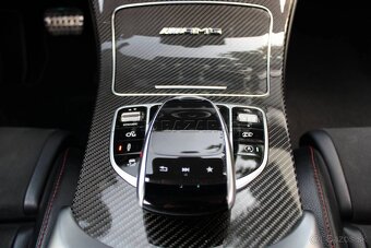 Mercedes  AMG C43 - 17