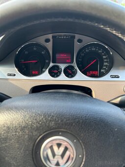 VW PASSAT B6 VARIANT 2.0 TDI 103 kW ŤAŽNÉ KLIMATRONIK - 17