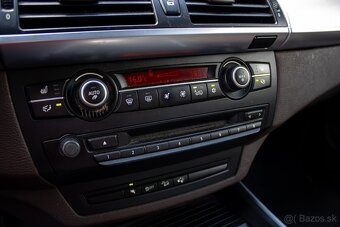 BMW X5 xDrive30d TOP STAV - 17