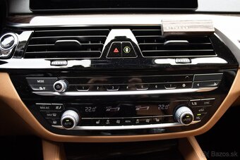 BMW Rad 5 520d xDrive A/T - 17