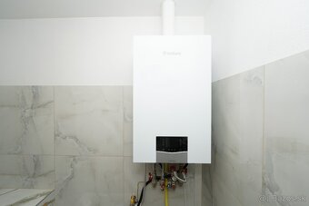 Bungalov 4 izb., blízko hrádze obec Kalinkovo, 534 m2 - 17