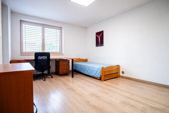 Moderný rodinný dom Krásna - 17