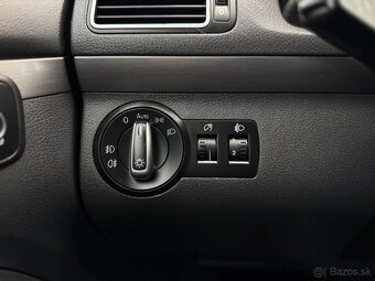 Volkswagen Touran - 17