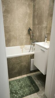 novozrekonštruovaný 3-izb. byt, Ovručská ul., Nové Mesto, ba - 17