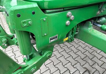 John Deere 6920s - 17