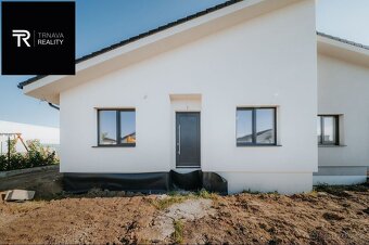 MOŽNOSŤ VIDIEŤ  - Novostavba 4-izbového RD obec Červeník, ok - 17