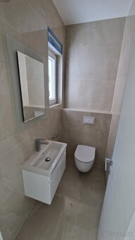 Moderný apartmán s terasou a výhľadom na more/Chorvátsko - 17