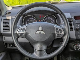 Mitsubishi Outlander 2.2 DI-D 130kW Intense+, 4x4, 7-miestne - 17