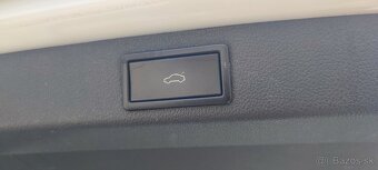 Škoda Superb Combi 2.0 TDI L&K DSG Odpočet DPH: 12 113 € Mož - 17