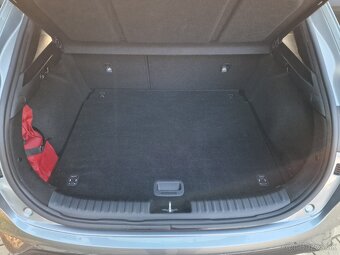 KIA X-Ceed 1.6 CRDi SCR Silver 116k M6 (diesel) 1.majiteľ - 17