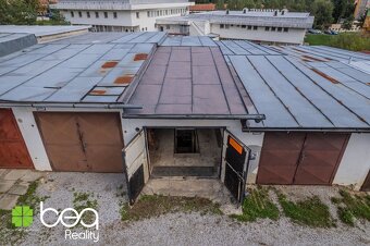 Garáž s elektrinou, montážnou jamou, pivnicou Levoča - 17