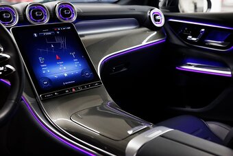 Mercedes-Benz GLC 220d 4Matic AMG Line - 17