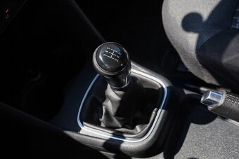 Volkswagen Polo 1.0 BMT 75k Comfortline - 17