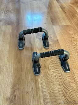 Bench press lavica inSPORTline spolu so závažiami a tyčami - 17