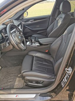 BMW rad 5 Touring 530d mHEV xDrive Odpocet DPH - 17