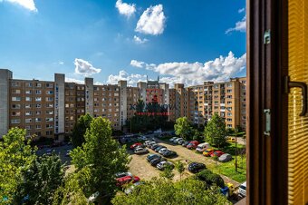 NA PREDAJ: priestranný 4-i byt s loggiou, Košice-Ťahanovce,  - 17
