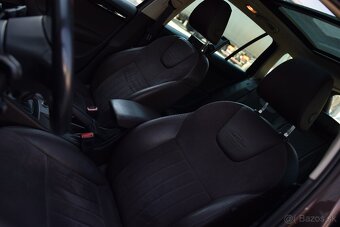Škoda Octavia Combi 2.0 TDI L&K 4x4, ÚPLNÁ SERVISNÁ HISTÓRIA - 17
