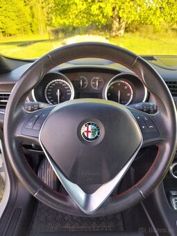 Alfa Romeo Gulietta - 17
