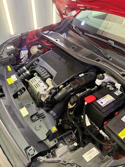 Peugeot 2008 1.2 PureTech, SR,1 maj - 17
