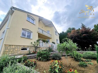 TOP CENA  KRÁSNY DVOJPODLAŽNÝ RODINNÝ DOM V TICHEJ LOKALI - 17