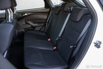 Ford Focus 1.5 EcoBoost ST Line - 17