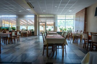 ALL INCLUSIVE | NA PREDAJ POLYFUNKČNÝ OBJEKT V NOVÝCH ZÁMKOC - 17