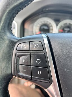 Volvo v60 - 17
