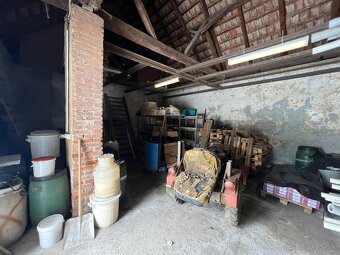 Rodinný dom/predajňa - 17