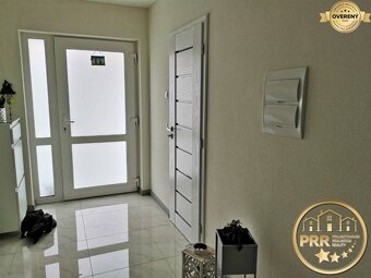 BUNGALOVY S FOTOVOLTAIKOU A TEPEL.ČERPADLOM v obci Podlužany - 17