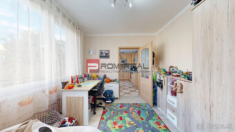 PREDAJ 4 izbový byt s balkónom PEZINOK - 17