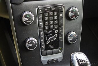 Volvo V40 D2 2.0L 120k 2015 - 17