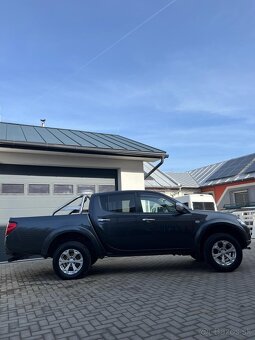 Mitsubishi L200 - 17