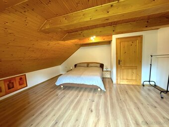NA PREDAJ PRIESTRANNÝ RODINNÝ DOM - CHRENOVEC - 17