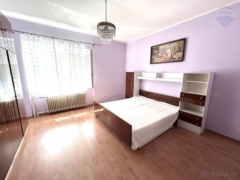 Na predaj: Priestranný rodinný dom s dvoma bytovými jednotka - 17