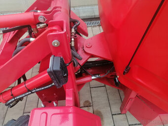 Čelní nakladač elektrický 4x4 vytápěná kabina - 17