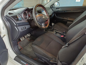 mitsubishi lancer sportback r.v.2012,1,8di,85kw,full,6kvalt - 17