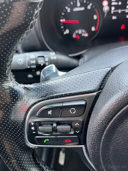 KIA Sportage 2.0 CRDi GT-Line = 4WD (4x4), A/T Panoráma = - 17