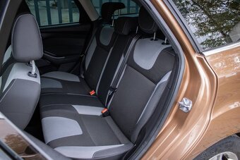 Ford Focus Kombi 1.0 EcoBoost Trend - 17