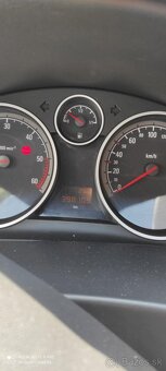 0pel Astra Cosmo 1.9 CDTi - 17