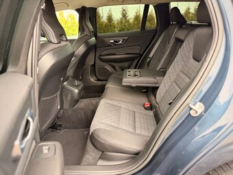 Volvo V60 B4 Core 145kw-MHEV-ODPOČET DPH-2023-A/T - 17