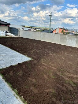 Aerifikátor profesionálny prevzdušňovač na prenajom - 17